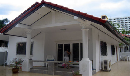 pic Single storey house (240 Sq.m)2 bedrooms