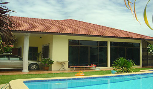 pic Eakmongkol (*** Sq.m) Single storey