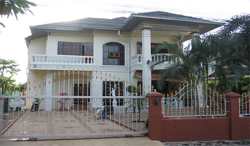 pic Soi Nernplubwan (312 Sq.m) Two storey