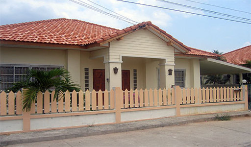 pic Sukcharuen Village (house 220 Sq.m