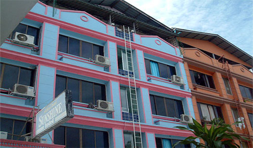 pic  Naklua Soi 14 (*** Sq.m) Four storey 