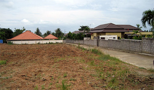 pic Bang Saray (1,400 Sq.m)