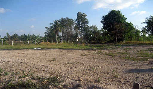 pic Huay Yai (800 Sq.m)