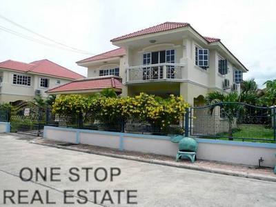 pic 2 Storey Detached House,land 432 sqm