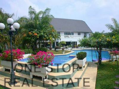 pic 2 Storey Detached Luxury Villa for sale