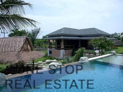 pic New Luxury Thai Bali Villa 