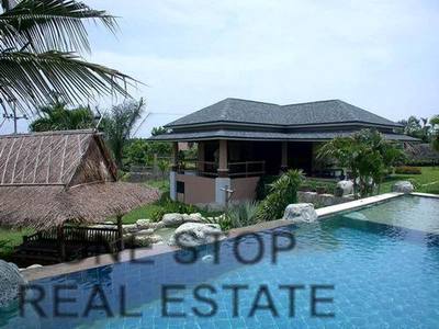 pic New Luxury Thai Bali Villa