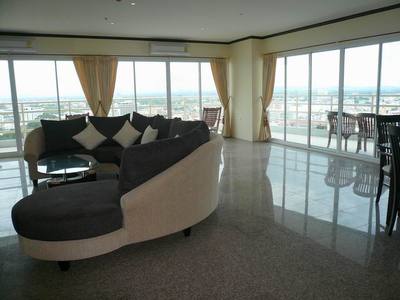 pic View Talay 6 Condo, Corner Unit (end)