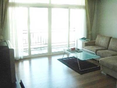 pic Sukhumvit15, Brand New Low Rise Condo