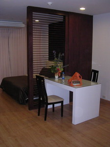 pic Silom, New Condominium is Close to BTS