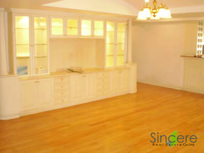 pic Sukhumvit39, Royal Castle Condominium