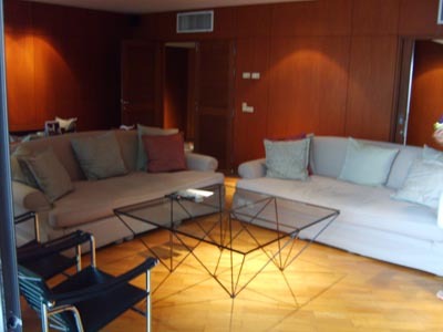 pic Radchadamri, Prime Location and Fabulous