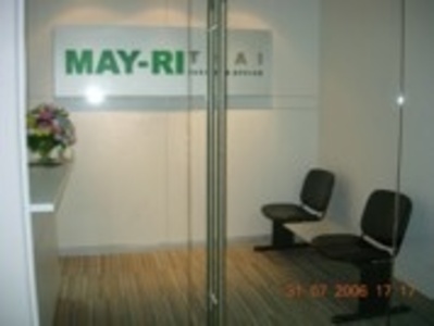 pic May-Ri Thai Business Office