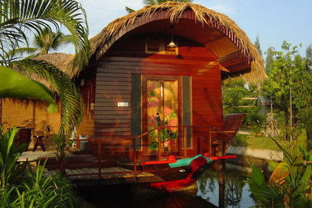 pic Paethong Boat (Honeymoon Suite) 