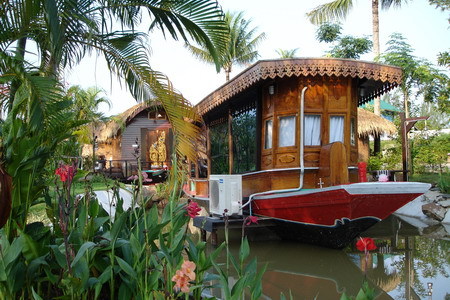 pic Tarnthong Boat (Honeymoon Suite) 1 Boat
