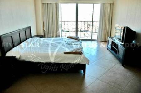 pic 5 Star resort-style 1-bedroom condoâ€¦ 