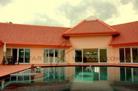 pic 5 Star family villa with pool &fish lake
