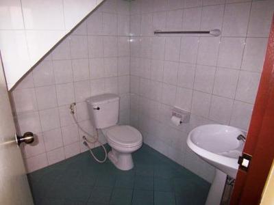 pic Three storeys Town House