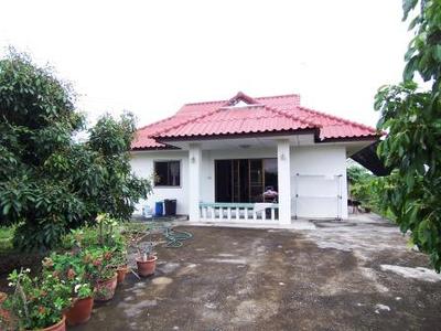 pic Small single storey house