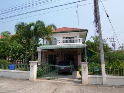 pic 3 bedrooms family house in Royal Viewa