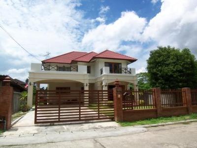 pic Large 4 bedrooms house for sale and rent