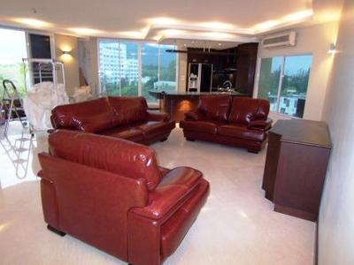 pic Exclusive two bedrooms Condo 