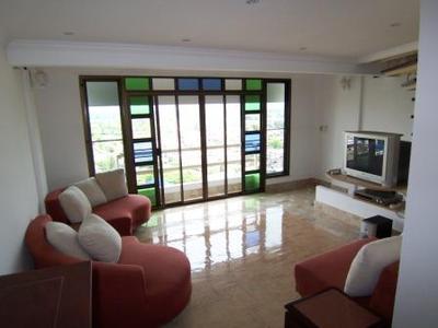pic One bedroom Penthouse Condo