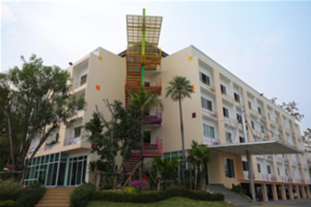 pic Royal Orchid Park 