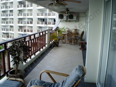 pic Luxury apartment for sale in Jomtien