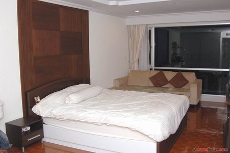 pic Sukhumvit Suite  	 	