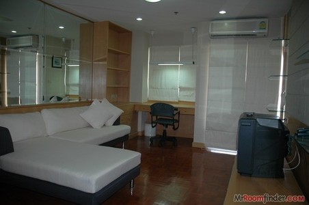 pic Silom Suites Condominium 