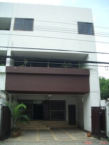 pic Modern townhouse (Rasami Int)  