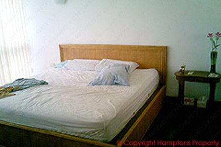 pic A homely and good value 2 bedroom unit 