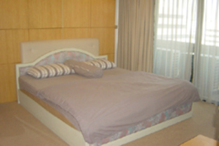 pic Cosy modern 1 bedroom condo 