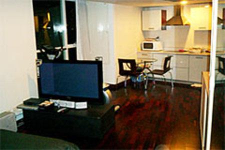 pic A well presented spacious studio unit 