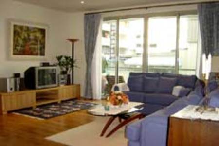 pic Luxury grade A building  