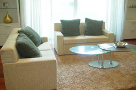 pic Fabulously finished 2 bedroom unit