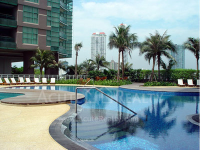 pic Urgent sale Condo near Chapraya river 