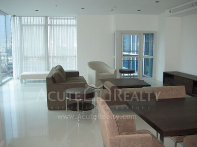 pic Luxurious condominium for sale & rent