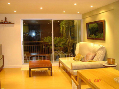 pic The condo is well - maintained 