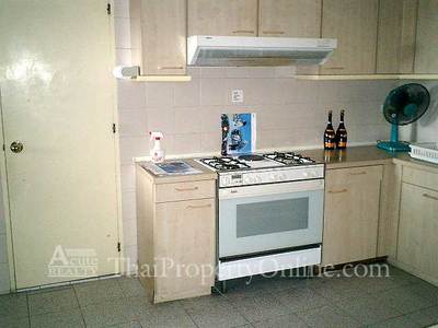 pic For Rent Condo, This is a huge condo