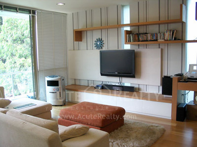 pic 2 bedrooms on Luxury boutique condo