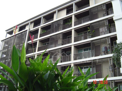pic Modern Style Condo for Urgent Sell