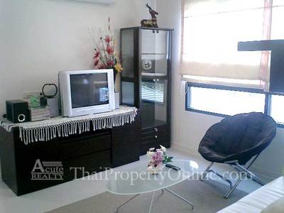 pic Condo for sale with tenant on Narathiwas