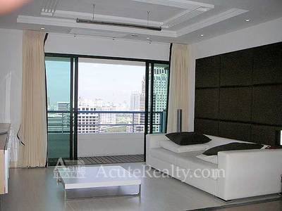 pic Brand new decorated condo Sathorn Garden