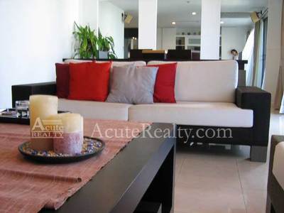 pic Brand new condo in business area