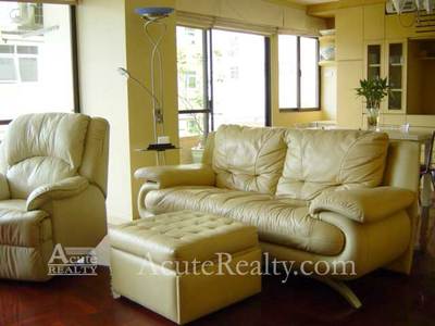 pic Great location near BTS , MRT , 300 m