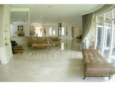 pic Luxury Single House For Sale & Rent !!