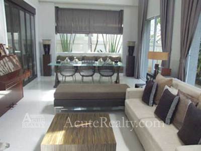 pic A luxury house  Baan Isara Rama 9