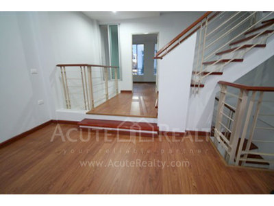 pic Brandnew townhouse for sale!!! 